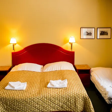 Tysfjord Turistsenter Hotell 3*