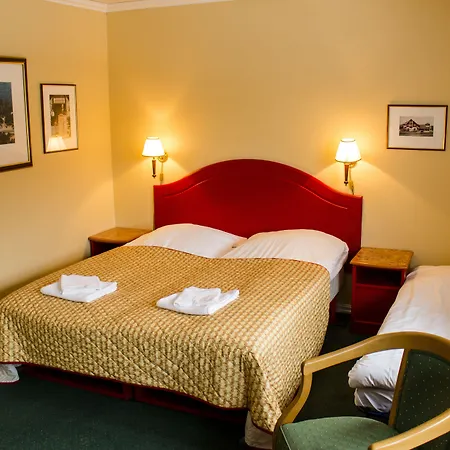 Tysfjord Turistsenter Storjord I Tysfjord