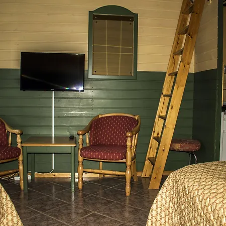 Tysfjord Turistsenter Hotell Storjord I Tysfjord