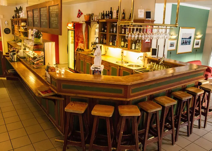 Tysfjord Turistsenter ホテル 3*